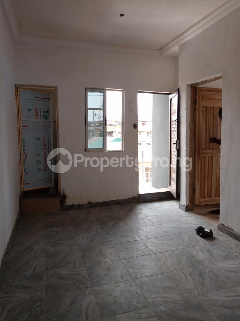 1 bedroom Flat / Apartment for rent Onike Yaba Lagos