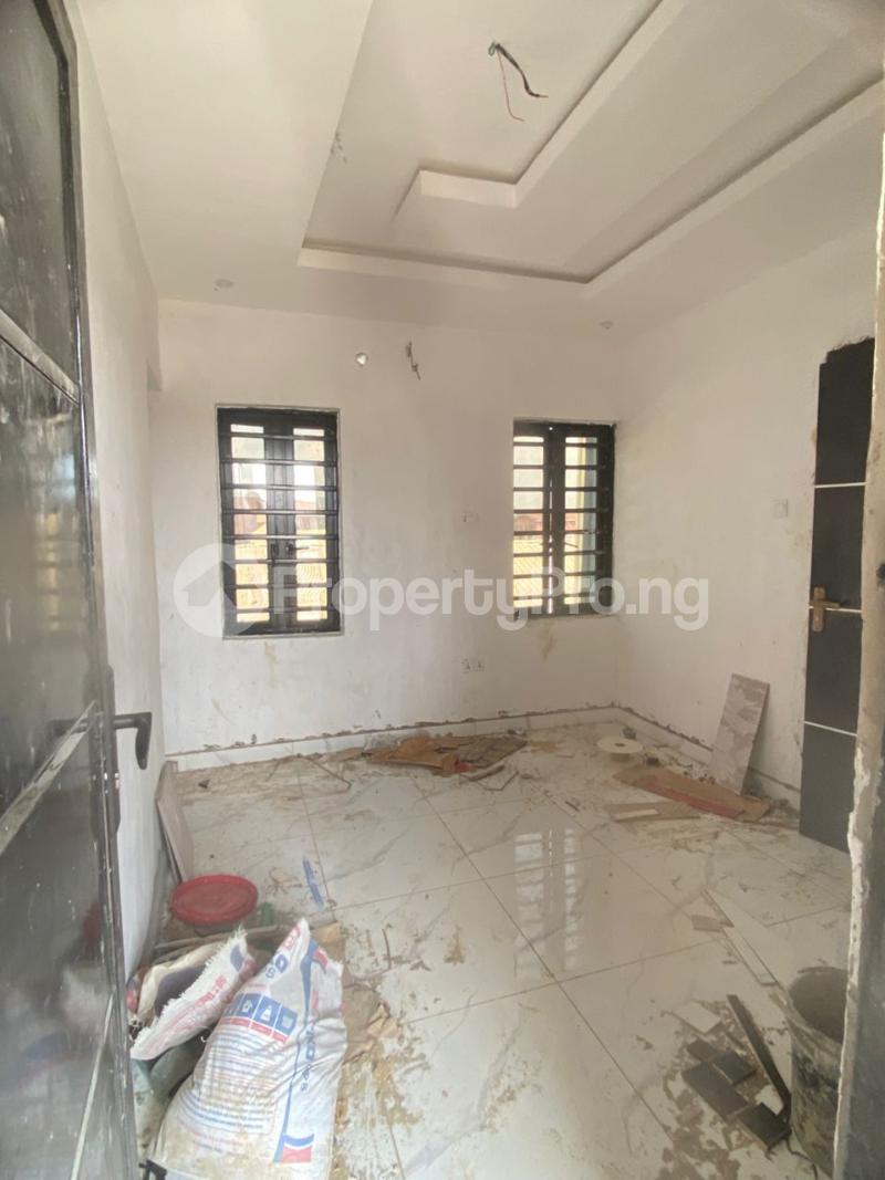 1 bedroom Flat / Apartment for rent Onipan Ikorodu road(Ilupeju) Ilupeju Lagos