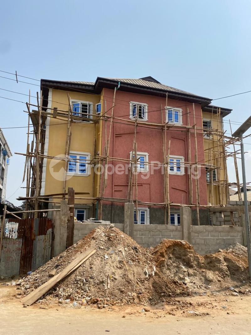 1 bedroom Flat / Apartment for rent Ebute Metta Adekunle Yaba Lagos