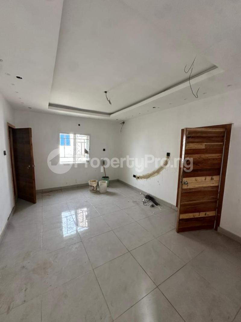 Flat / Apartment for rent Ologolo Lekki Lagos