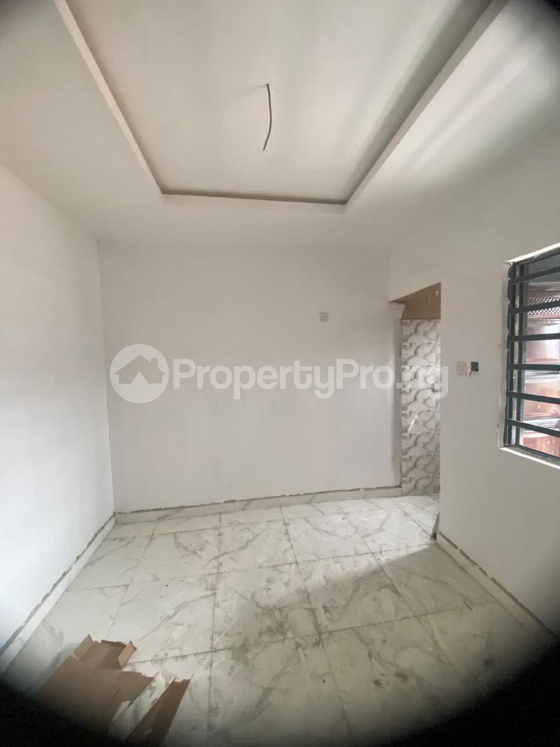 1 bedroom Flat / Apartment for rent Onipan Shomolu Shomolu Lagos
