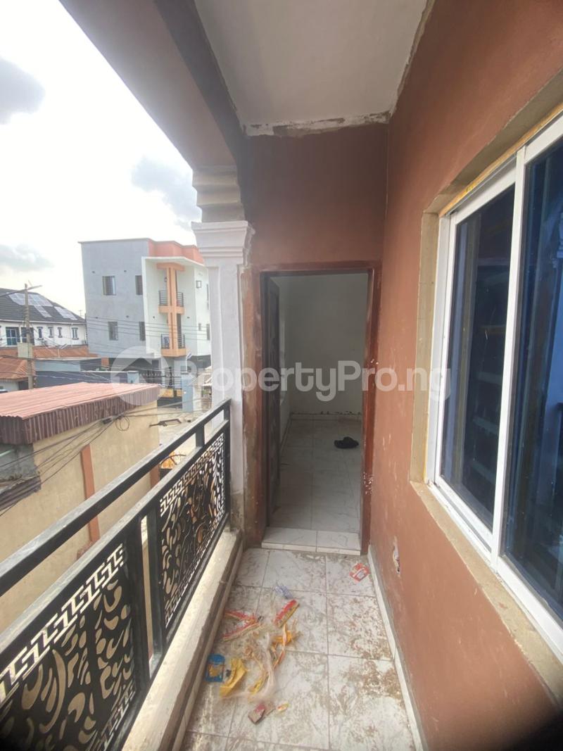 1 bedroom Flat / Apartment for rent Onipan Shomolu Lagos