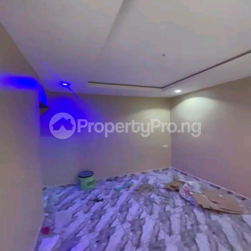 1 bedroom Flat / Apartment for rent Off Pedro Road, Ladilak, Lagos Shomolu Lagos