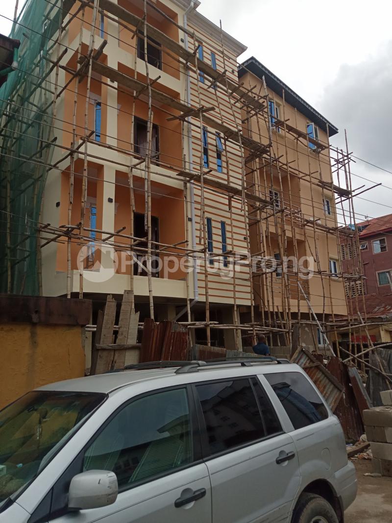 1 bedroom Flat / Apartment for rent Alagomeji Alagomeji Yaba Lagos