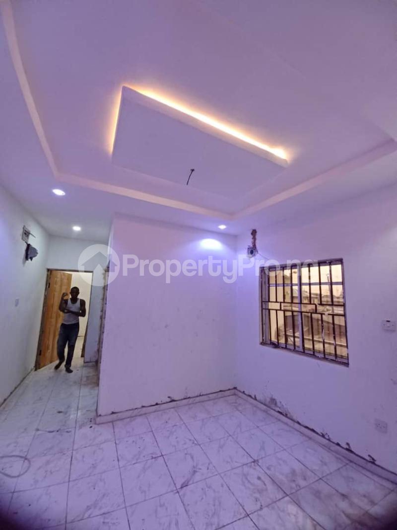 1 bedroom Flat / Apartment for rent Off Pedro Road Ikeja Lagos - 0