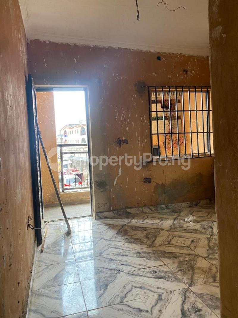 1 bedroom Flat / Apartment for rent Bajulaiye Shomolu Lagos