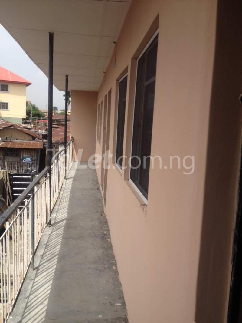 1 bedroom Flat / Apartment for rent Off Morocco Shomolu Shomolu Lagos