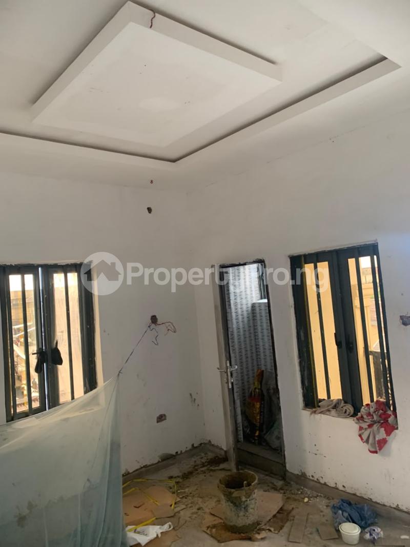 1 bedroom Flat / Apartment for rent Fafolu Street Olateju Mushin Lagos