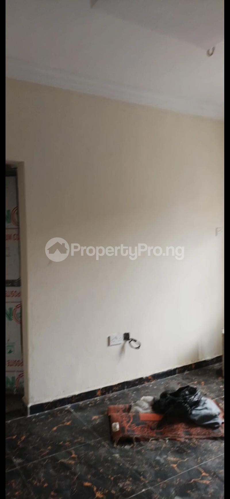 1 bedroom Flat / Apartment for rent Off Glover Street Adekunle Yaba Lagos