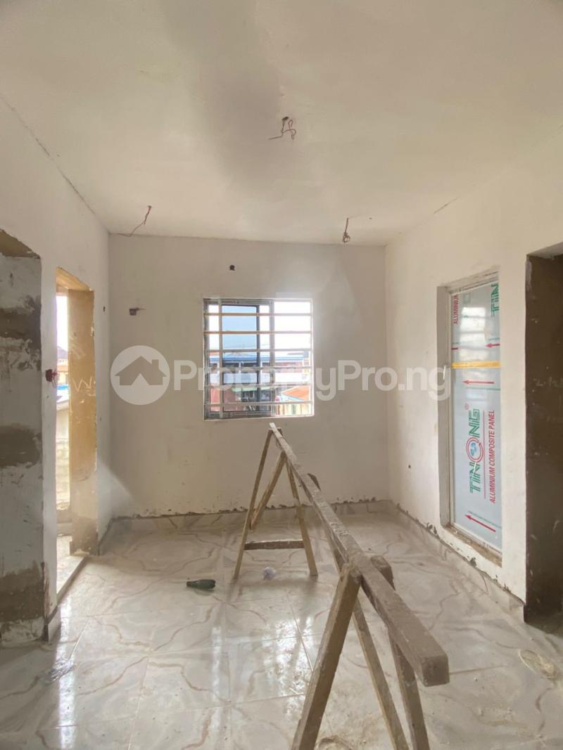1 bedroom Flat / Apartment for rent Onipan Shomolu Shomolu Lagos