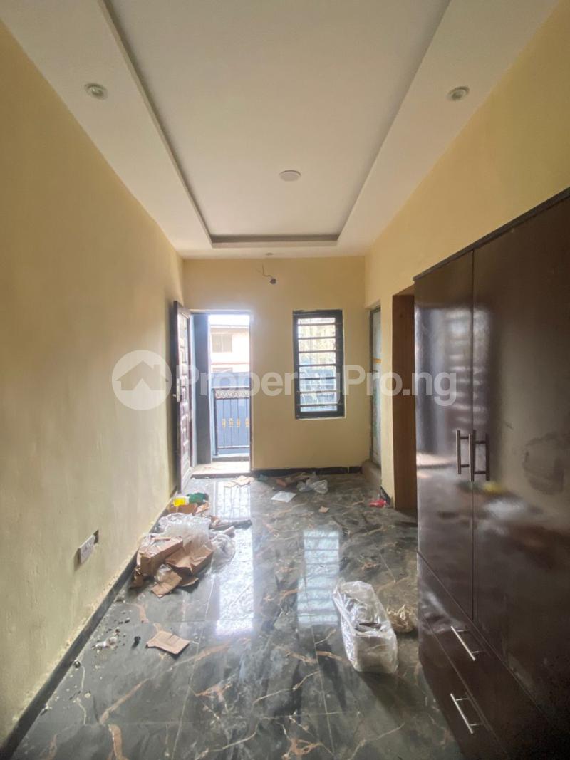 1 bedroom Flat / Apartment for rent Adekunle Ebute Metta Yaba Lagos