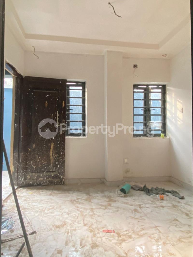 1 bedroom Flat / Apartment for rent Ebute Metta Adekunle Yaba Lagos