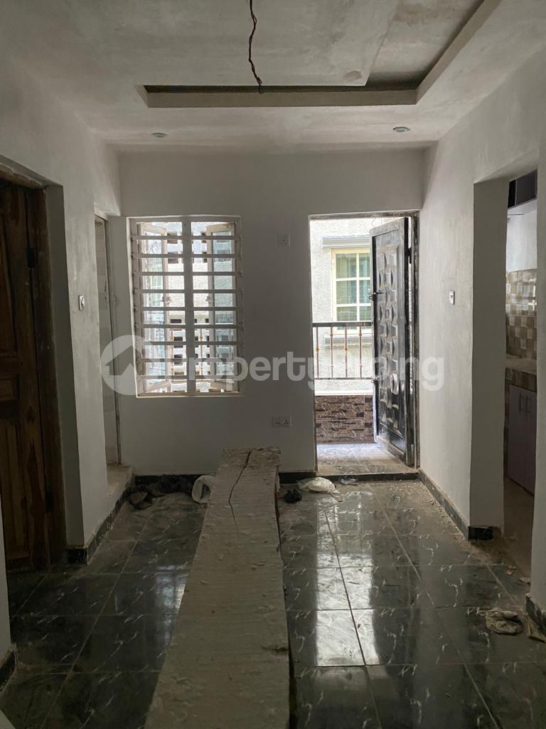 1 bedroom Flat / Apartment for rent Adekunle Alagomeji Yaba Lagos