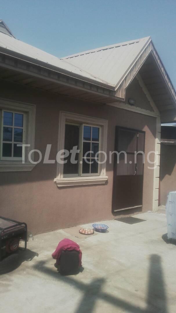 1 bedroom Flat / Apartment for rent Shomolu Shomolu Shomolu Lagos - 0