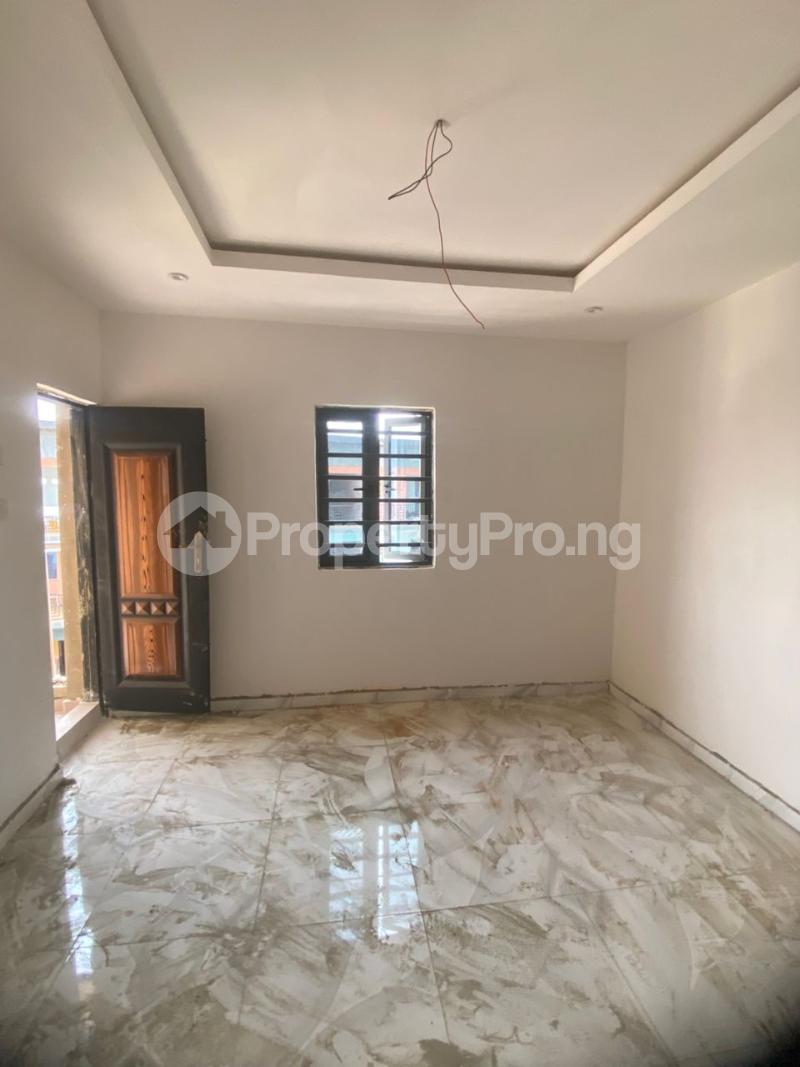 1 bedroom Flat / Apartment for rent Onipanu Shomolu Lagos