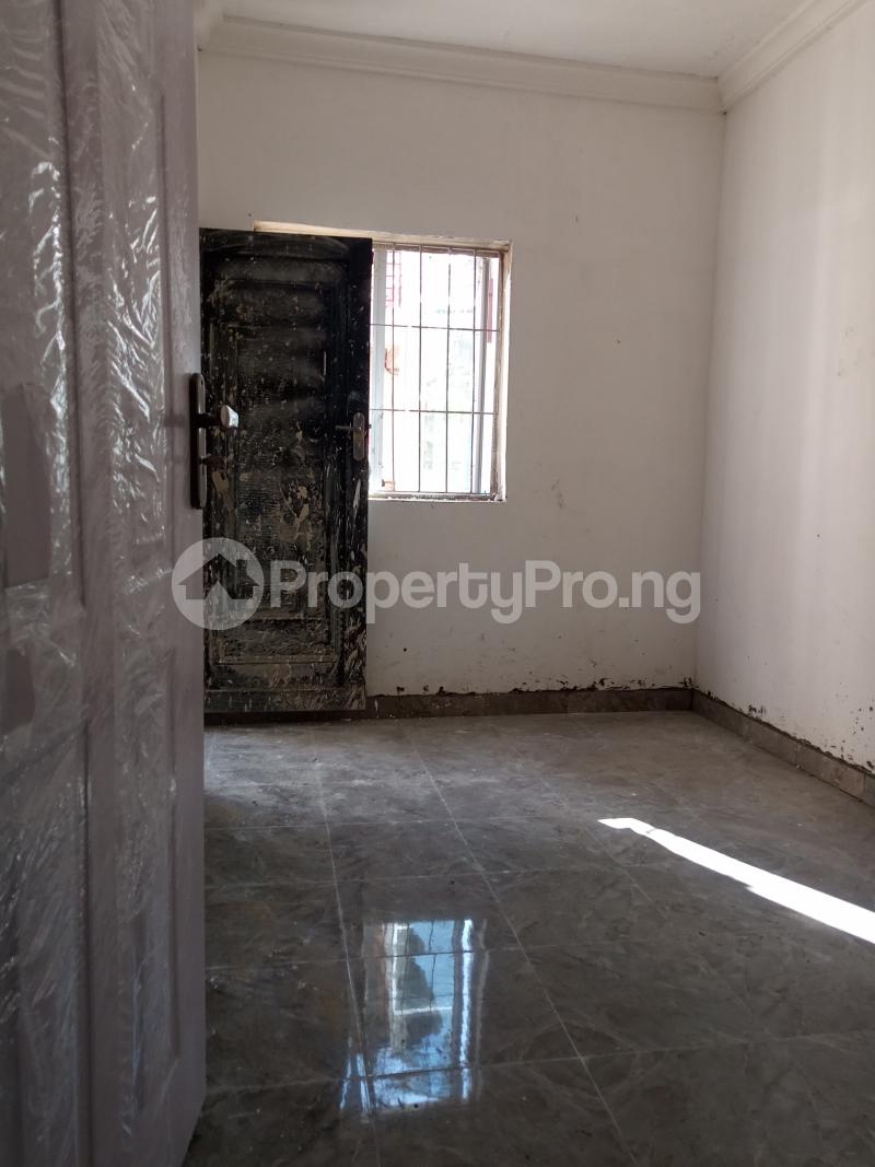 1 bedroom Flat / Apartment for rent Onike Sabo Yaba Lagos