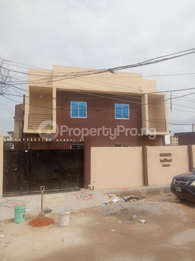 1 bedroom Flat / Apartment for rent Chemist Akoka Yaba Lagos