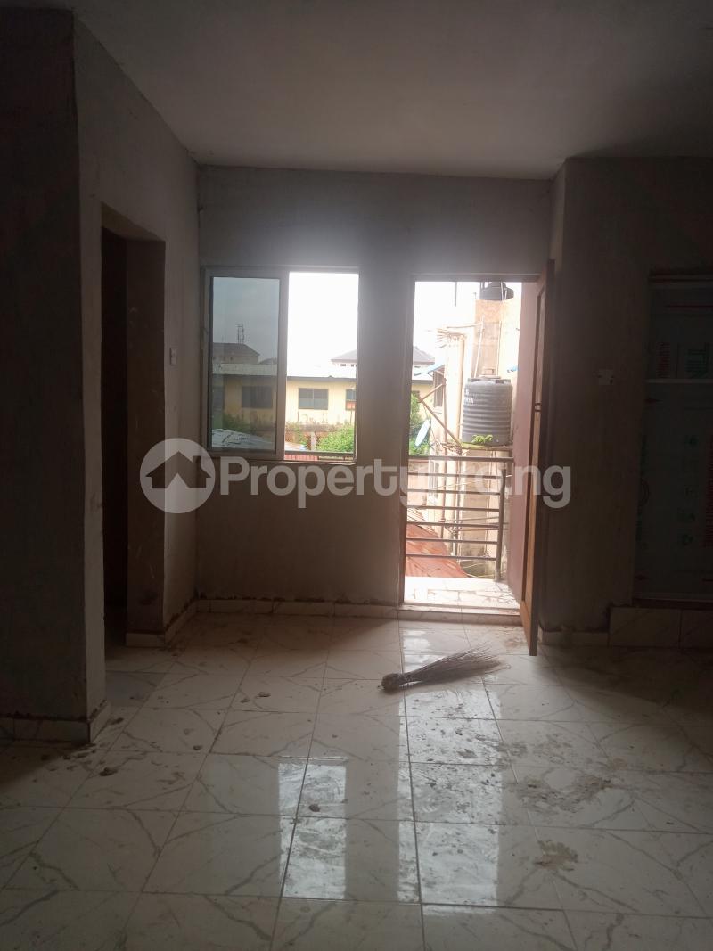 1 bedroom Flat / Apartment for rent Fadeyi Jibowu Yaba Lagos