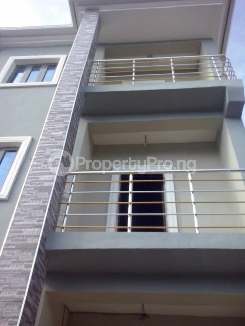 1 bedroom Flat / Apartment for rent Iponri Surulere Lagos