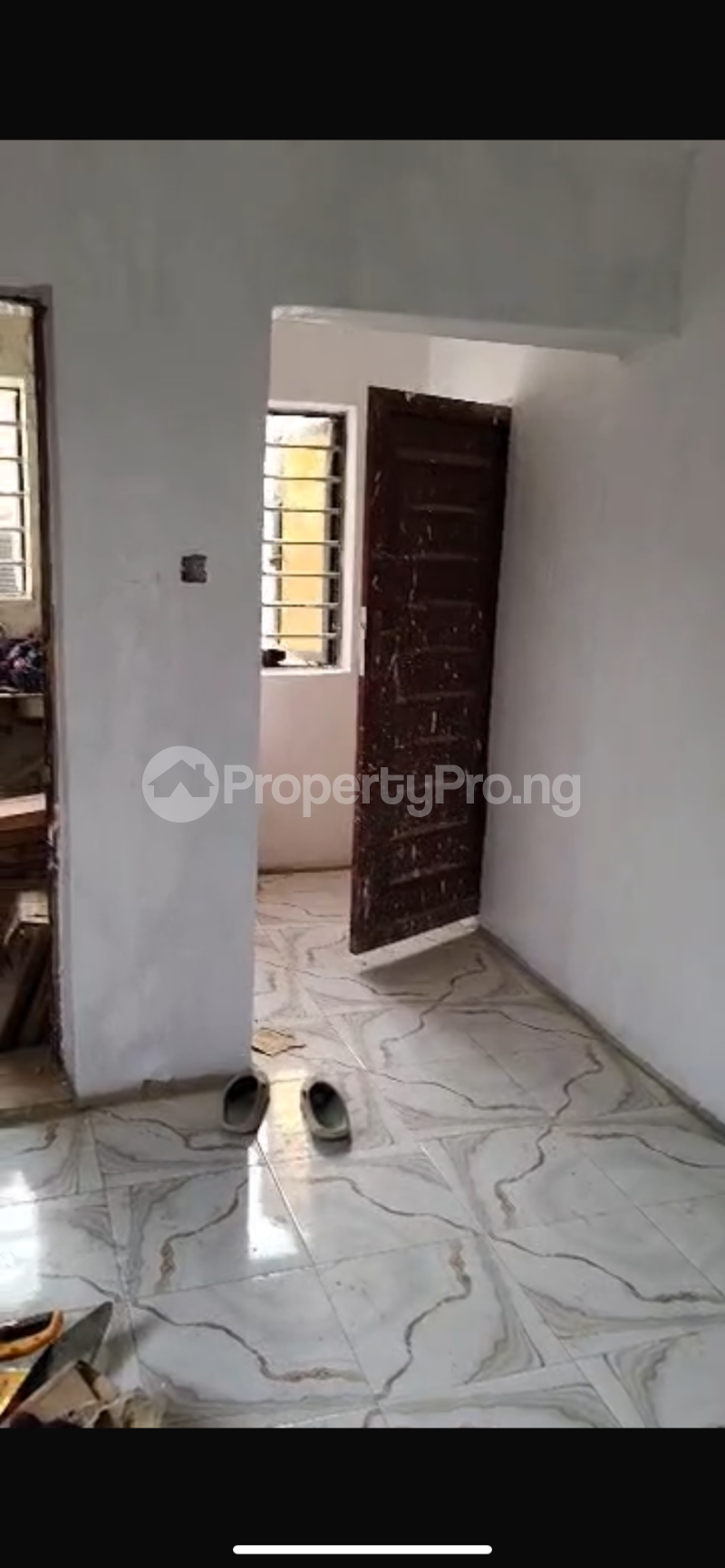 1 bedroom House for rent Along Magodo Phase One Road Magodo Kosofe/Ikosi Lagos