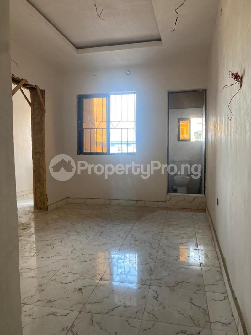 1 bedroom Flat / Apartment for rent Folagoro Abule-Ijesha Yaba Lagos - 0