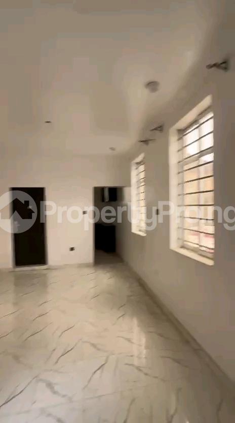 1 bedroom Flat / Apartment for rent Off Pedro Road Ladilak Shomolu Lagos Shomolu Shomolu Lagos