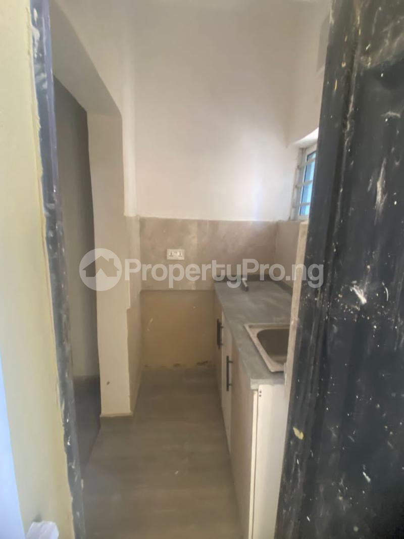1 bedroom Flat / Apartment for sale Iwaya Iwaya Yaba Lagos