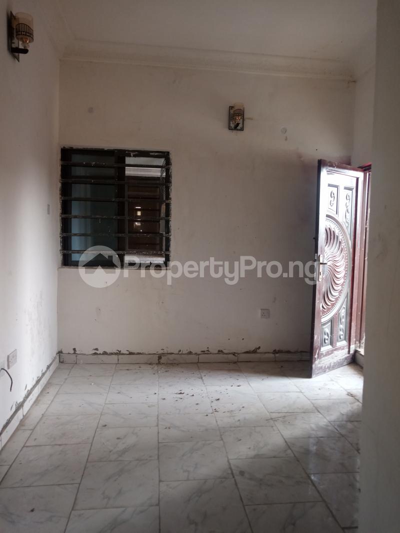 1 bedroom Flat / Apartment for rent Alagomeji Yaba Lagos