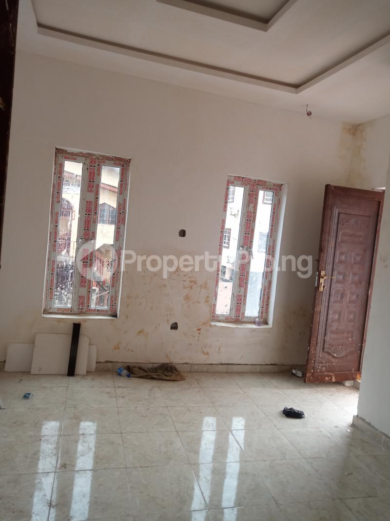 1 bedroom Flat / Apartment for rent Fola Agoro Yaba Lagos