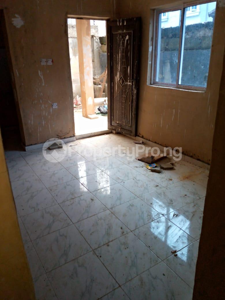 1 bedroom Flat / Apartment for rent   Akoka Yaba Lagos
