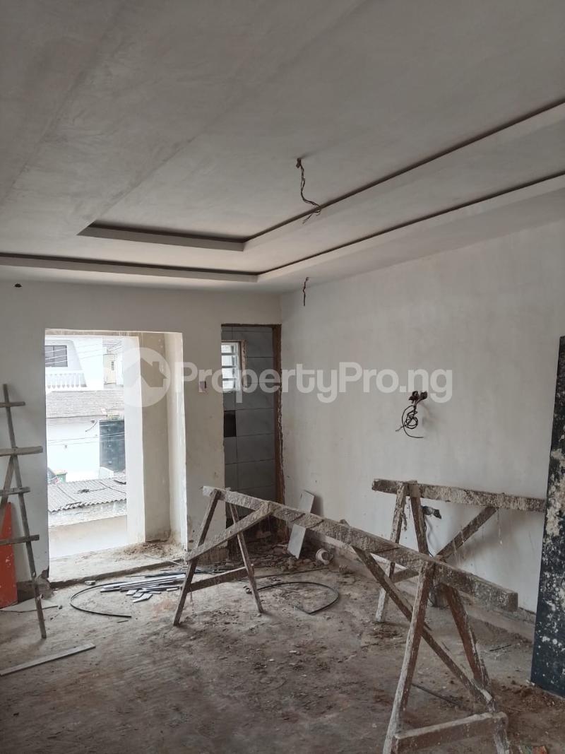 3 bedroom House for rent Mende Maryland Lagos - 0