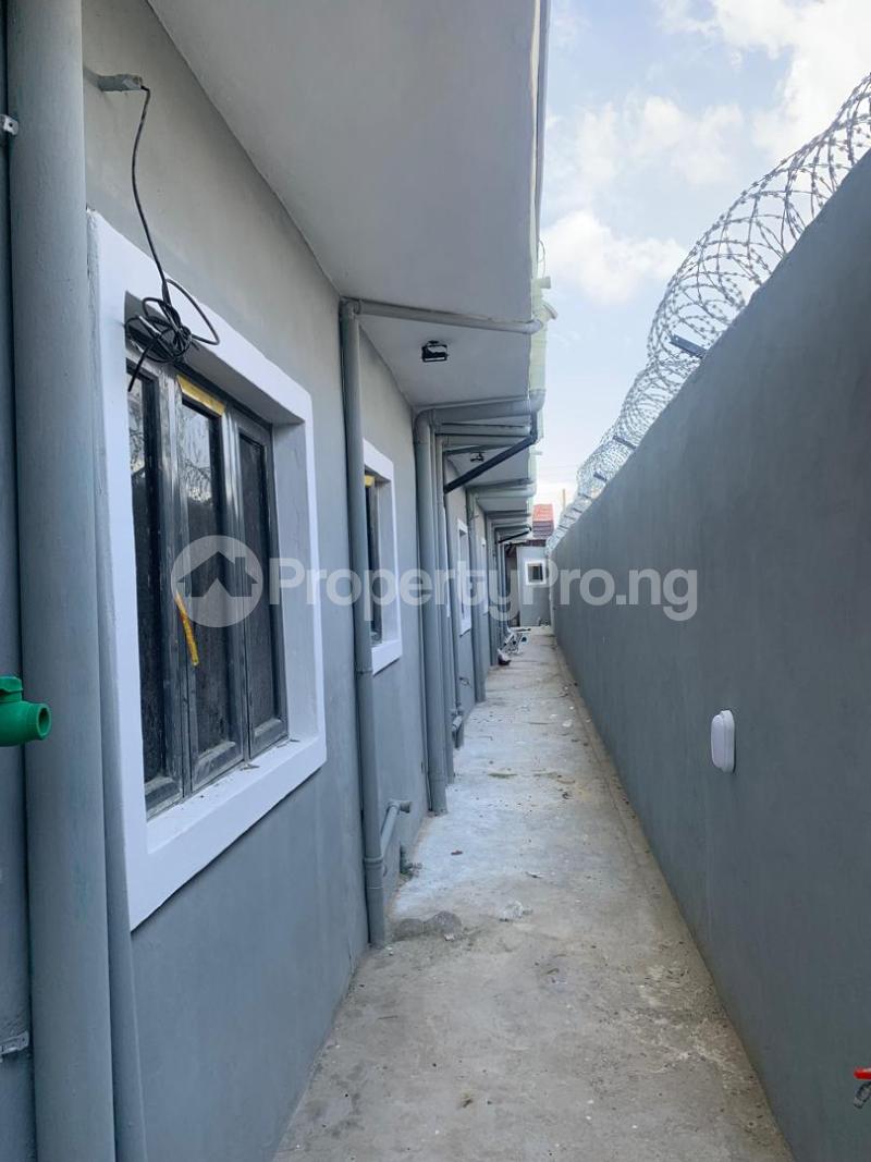 1 bedroom Flat / Apartment for rent Mobil Road Along Lekki Expressway Lekki Lagos