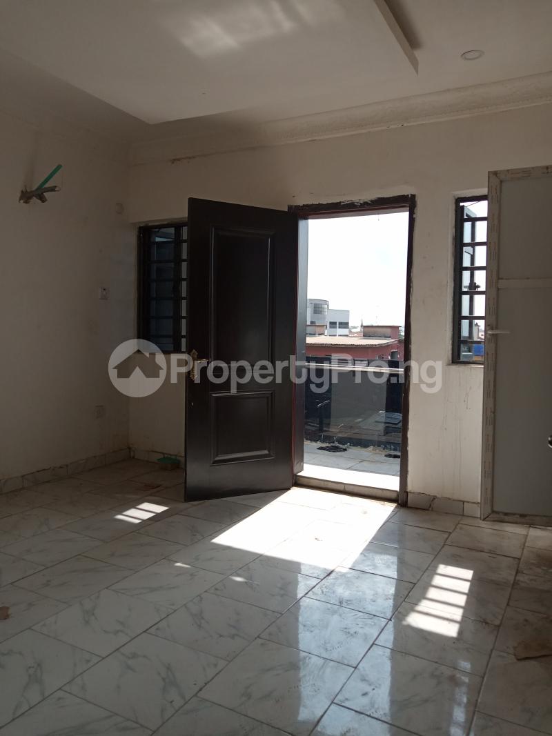 1 bedroom Flat / Apartment for rent Alagomeji Yaba Lagos