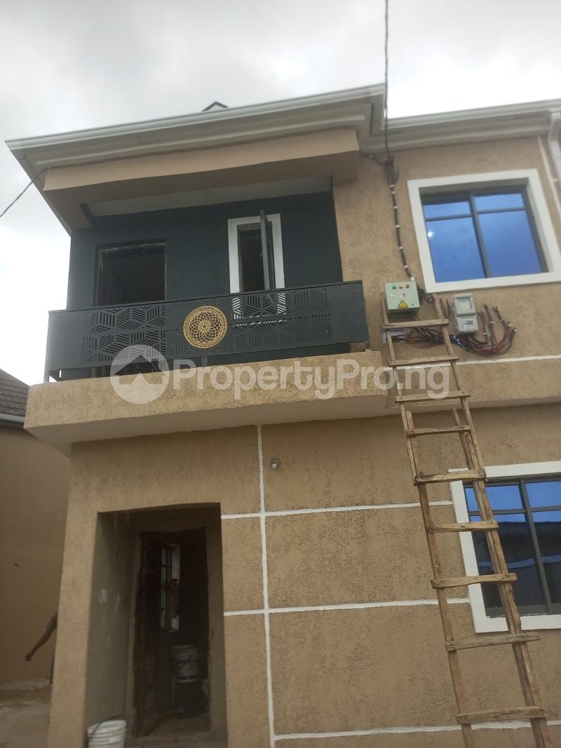 1 bedroom Flat / Apartment for rent Bus Stop, Orisunbare Alimosho Lagos