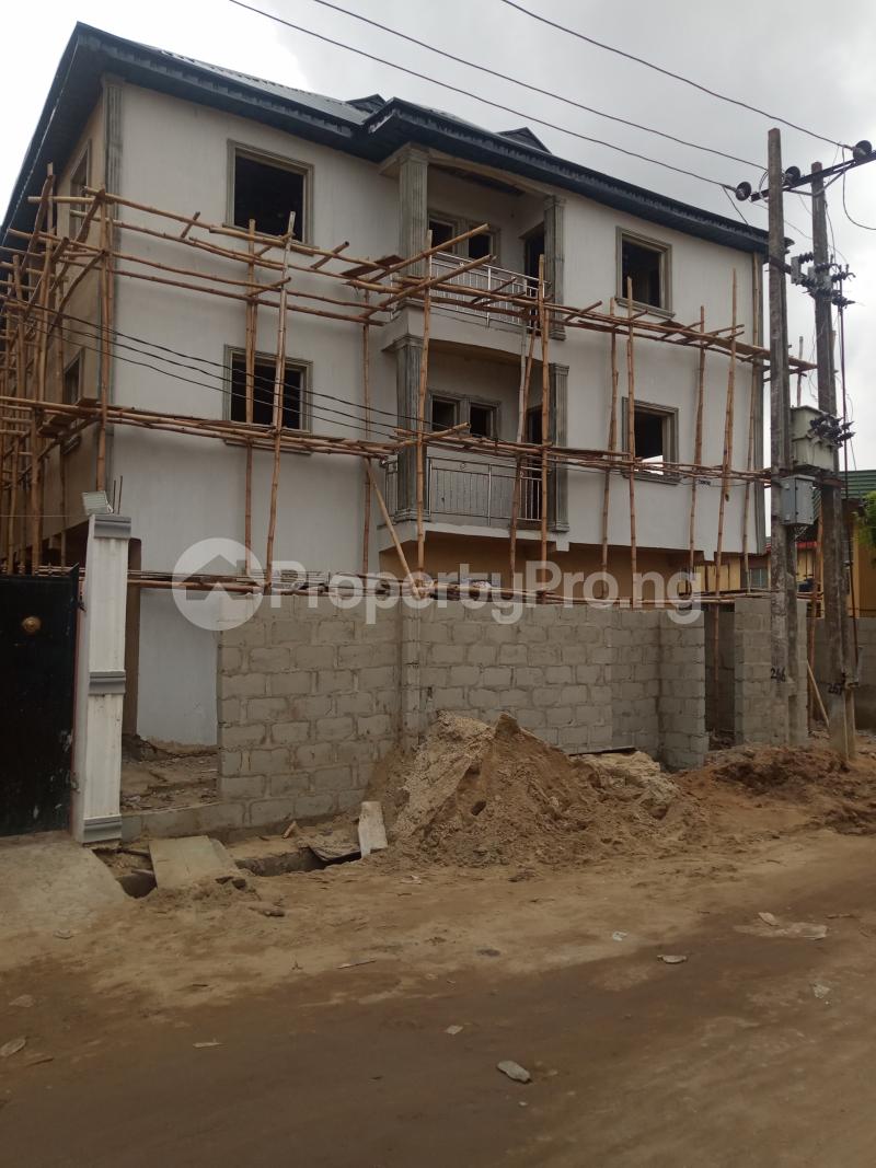 1 bedroom Flat / Apartment for rent Bajulaiye Fola Agoro Yaba Lagos