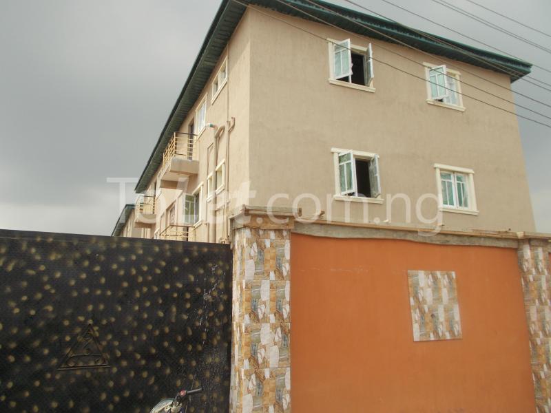 1 bedroom Flat / Apartment for rent Off Bajulaiye Bus Stop Lagos