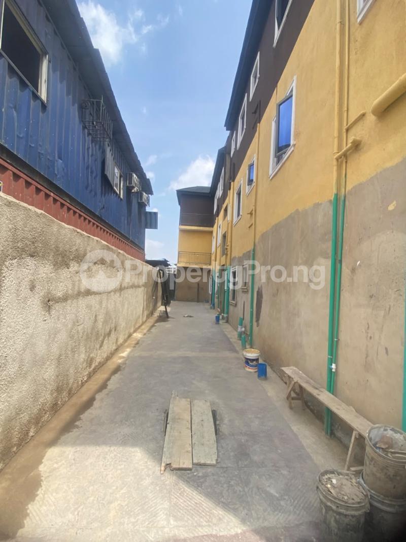 1 bedroom Flat / Apartment for rent Onipan Onipanu Shomolu Lagos