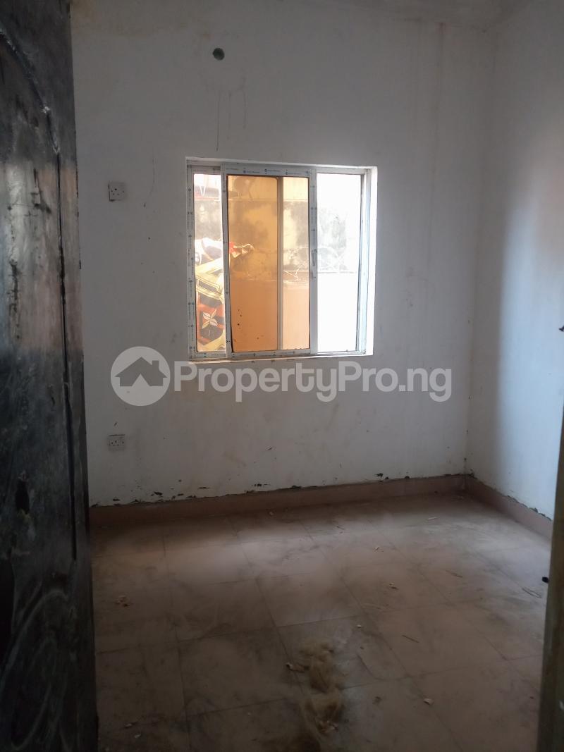 1 bedroom Flat / Apartment for rent Bajulaiye Shomolu Lagos
