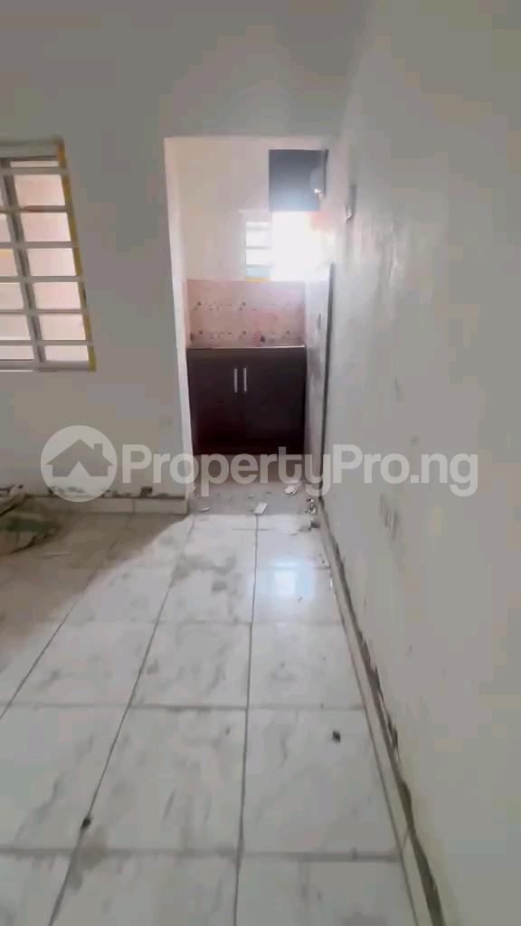 1 bedroom Flat / Apartment for rent Off Pedro Road, Shomolu Shomolu Shomolu Lagos