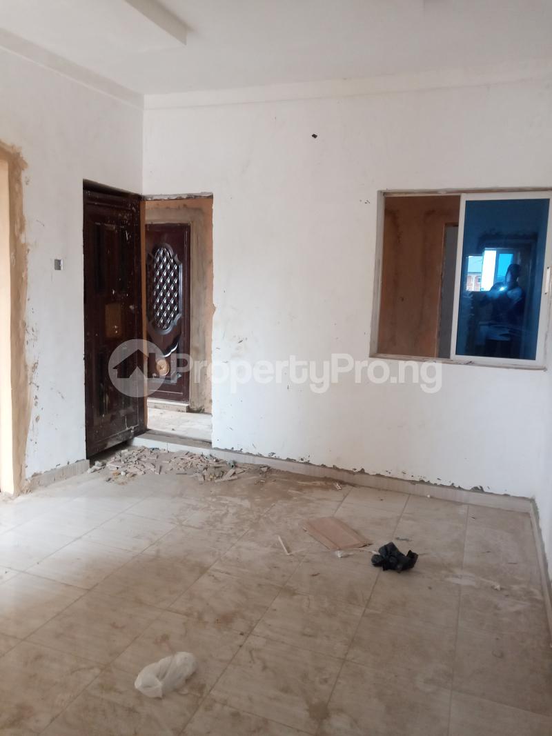 1 bedroom Flat / Apartment for rent Bajulaiye Shomolu Lagos