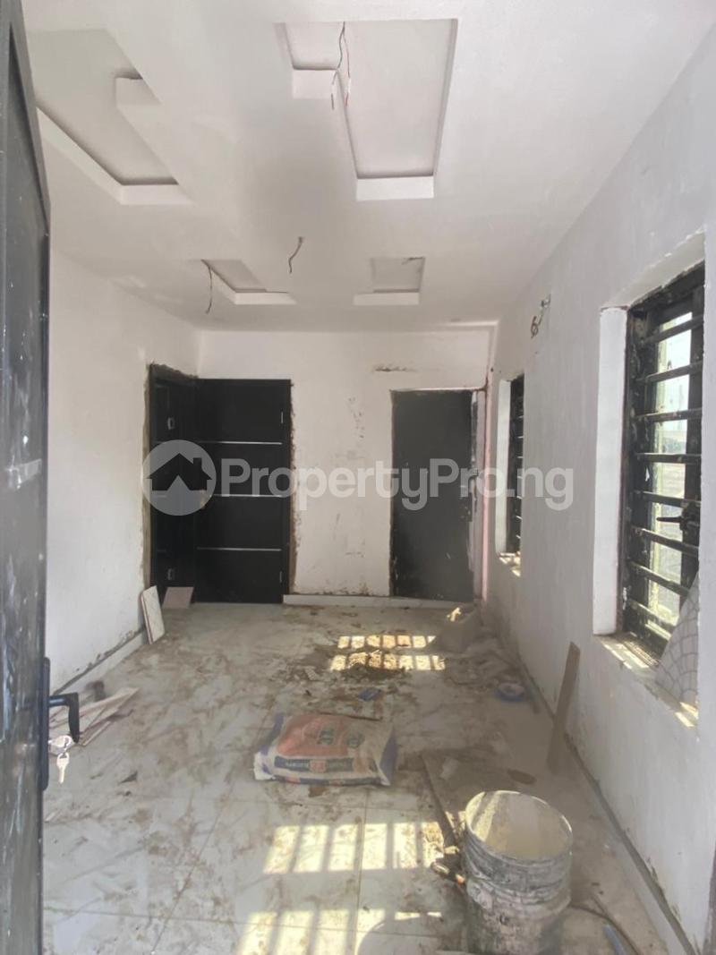 1 bedroom Flat / Apartment for rent Onipan Ikorodu road(Ilupeju) Ilupeju Lagos - 0