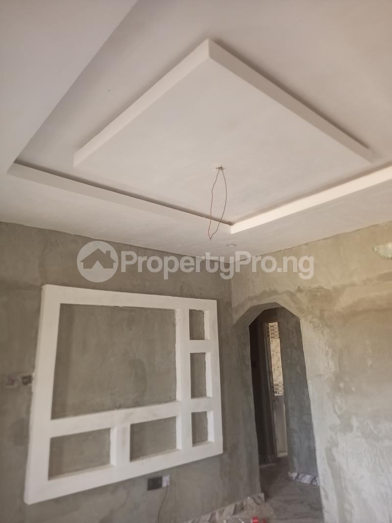 1 bedroom Flat / Apartment for rent Okeafa Bus Stop. Oke-Afa Isolo Lagos - 5