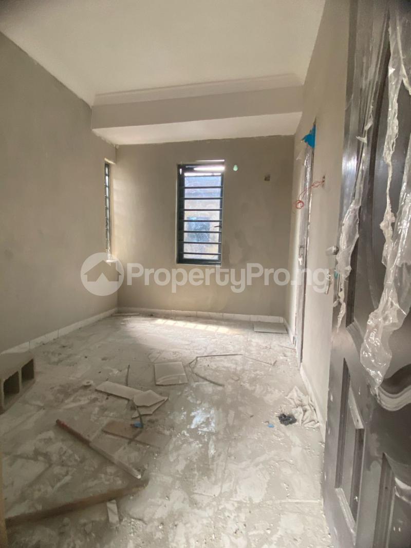 1 bedroom Flat / Apartment for rent Onipan Shomolu Lagos