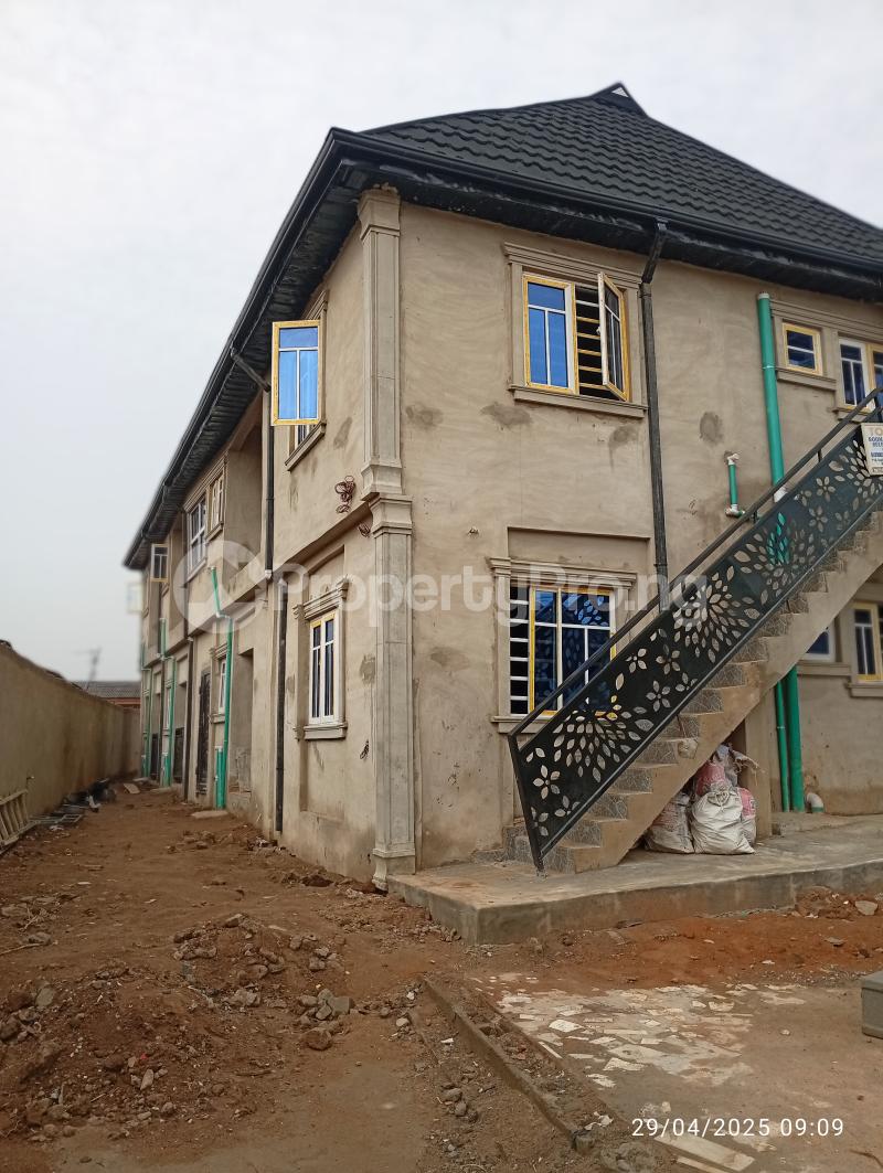 1 bedroom Flat / Apartment for rent Onishaga Ikotun/Igando Lagos