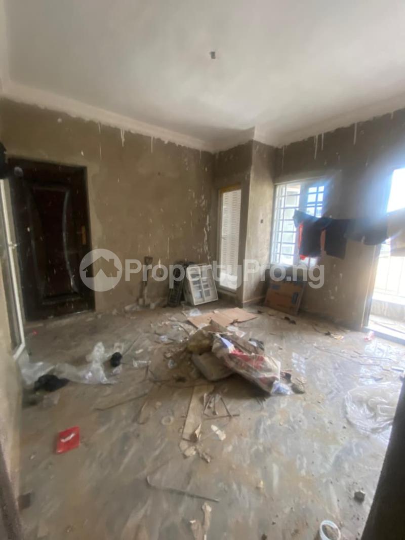 1 bedroom Flat / Apartment for rent Off Abiodun Wright Surulere Lagos