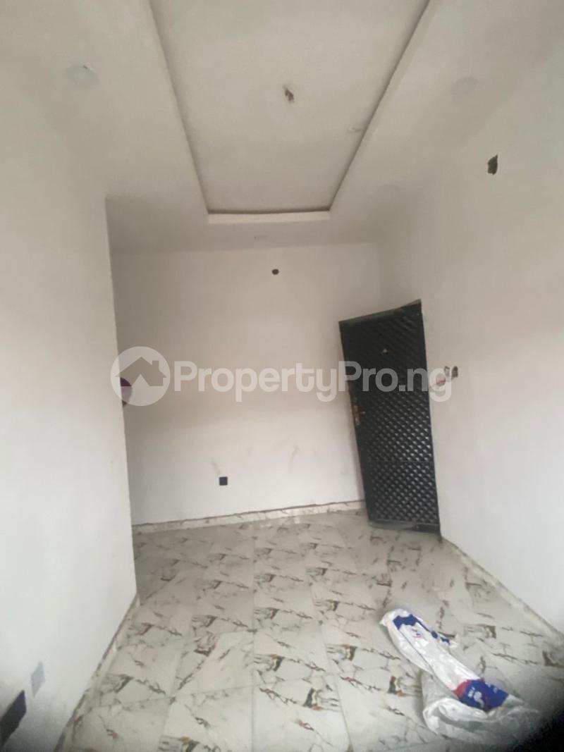 1 bedroom Flat / Apartment for rent Somolu Fola Agoro Yaba Lagos