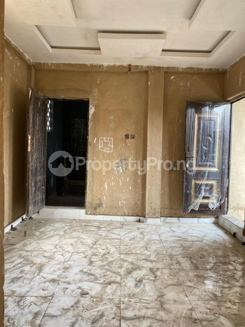 1 bedroom Flat / Apartment for rent Ebute Metta Adekunle Yaba Lagos