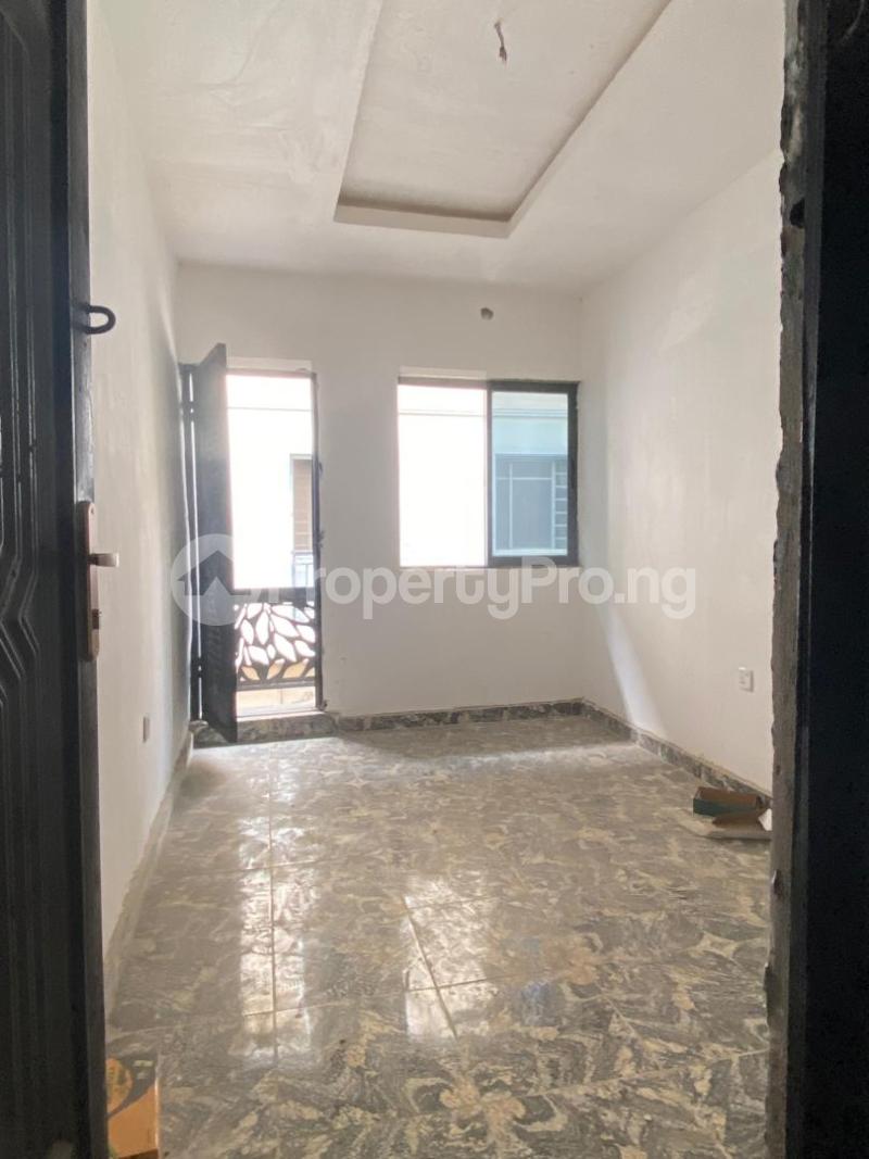 1 bedroom Flat / Apartment for rent  Fola Agoro Yaba Lagos