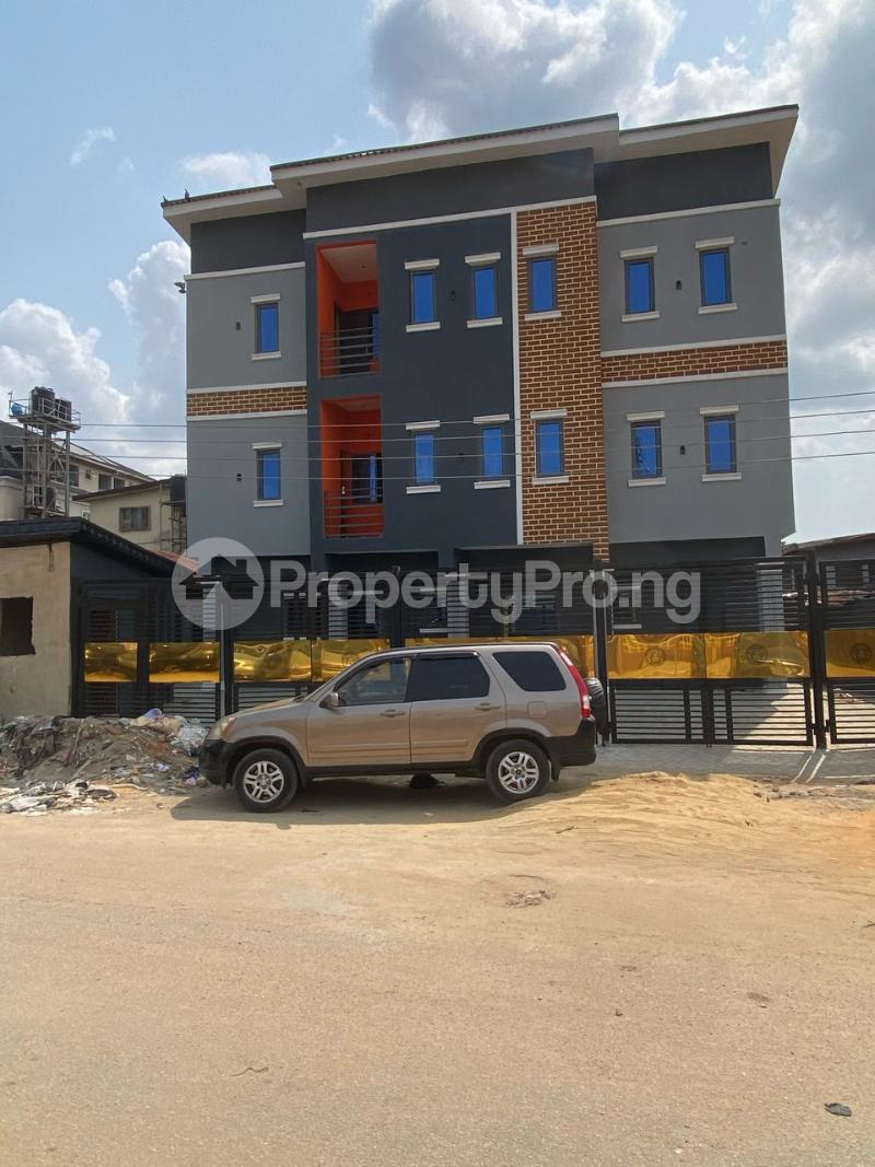 1 bedroom Flat / Apartment for rent  Fola Agoro Yaba Lagos