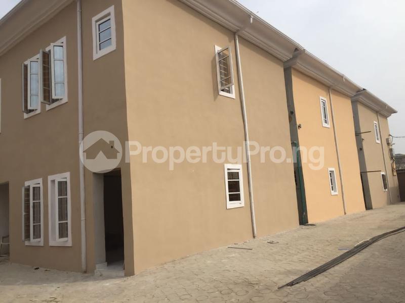 1 bedroom Flat / Apartment for rent Pedro Phase 1 Gbagada Lagos - 6